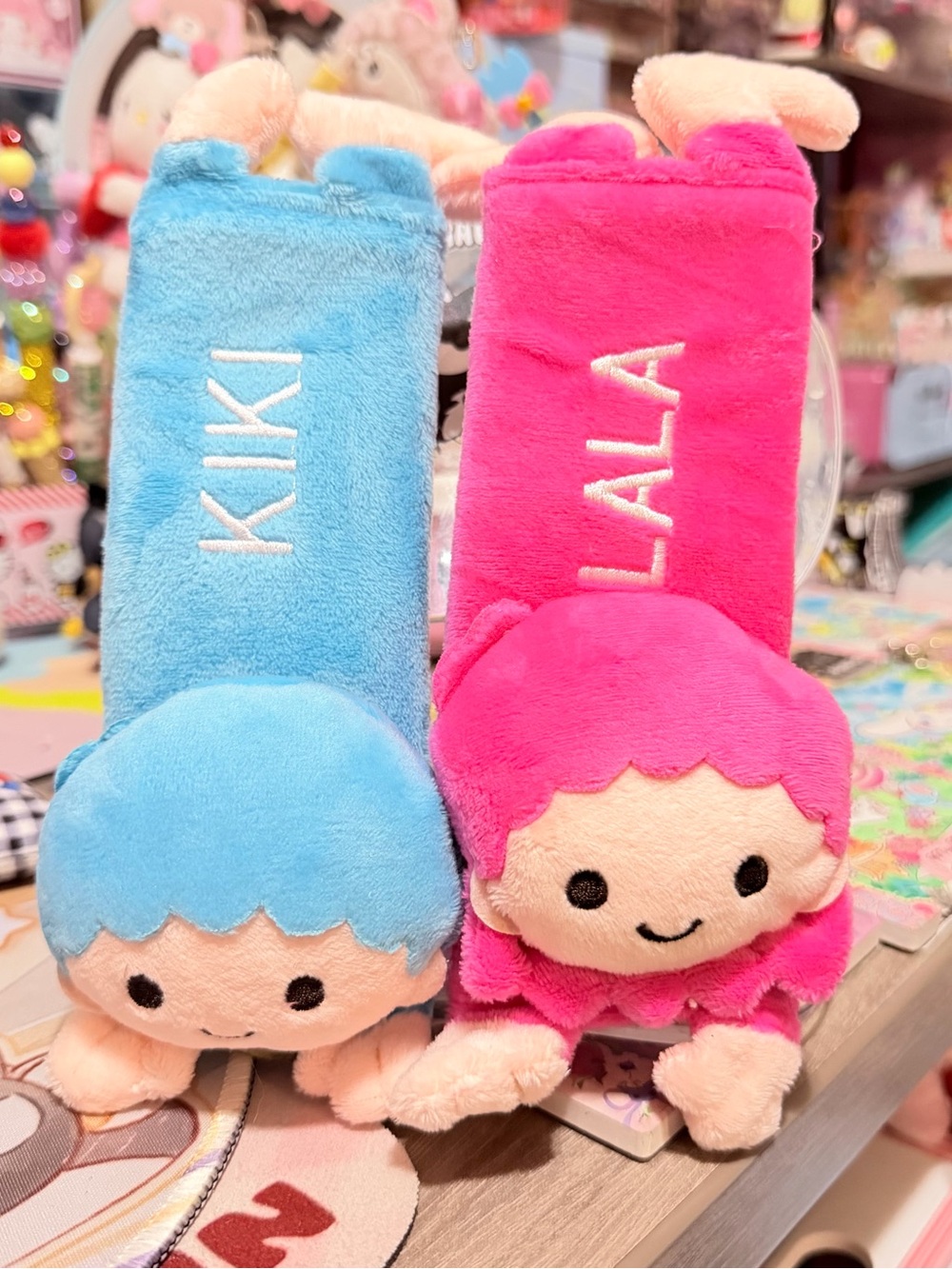 Little Twin Stars seat belt covers